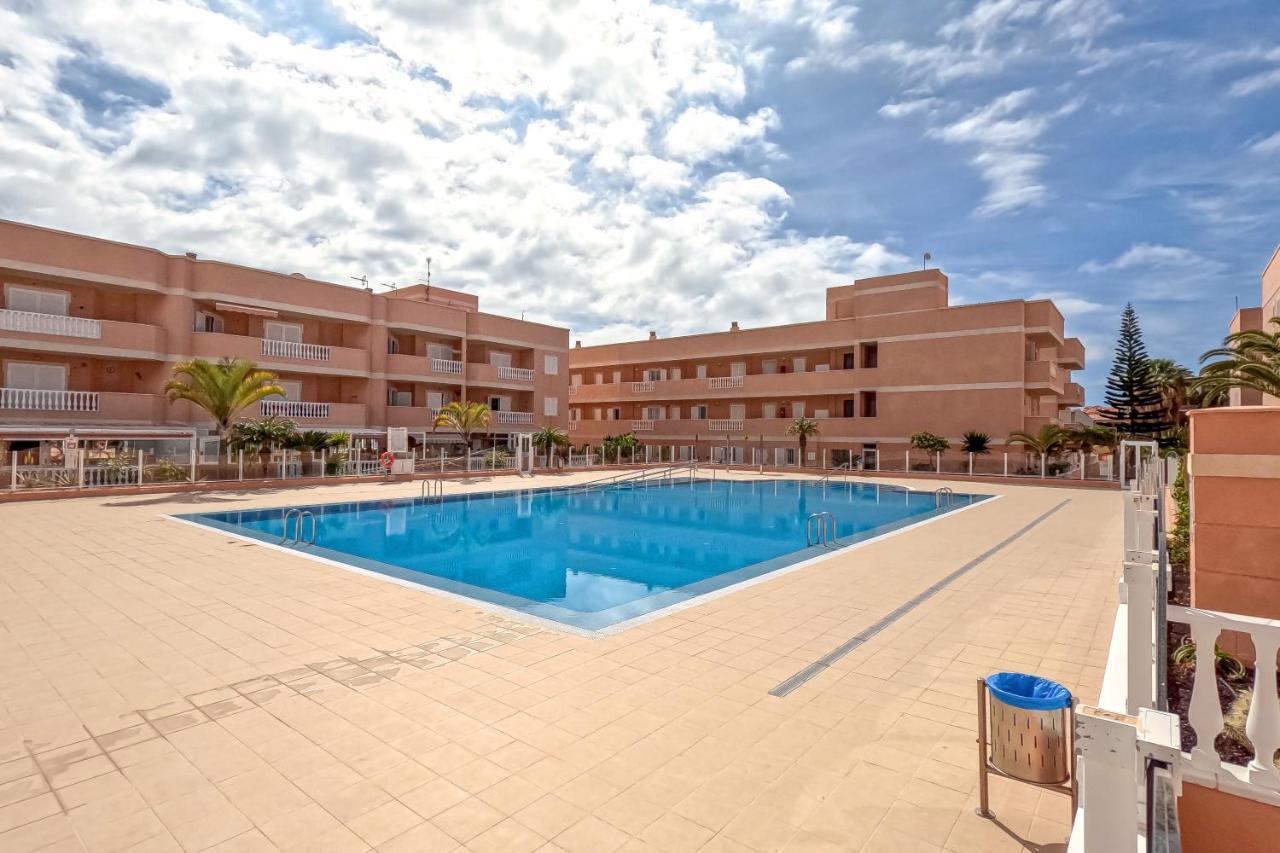 Lovely 2 Bedroom With Pool And View, K26 Casa vacanze *