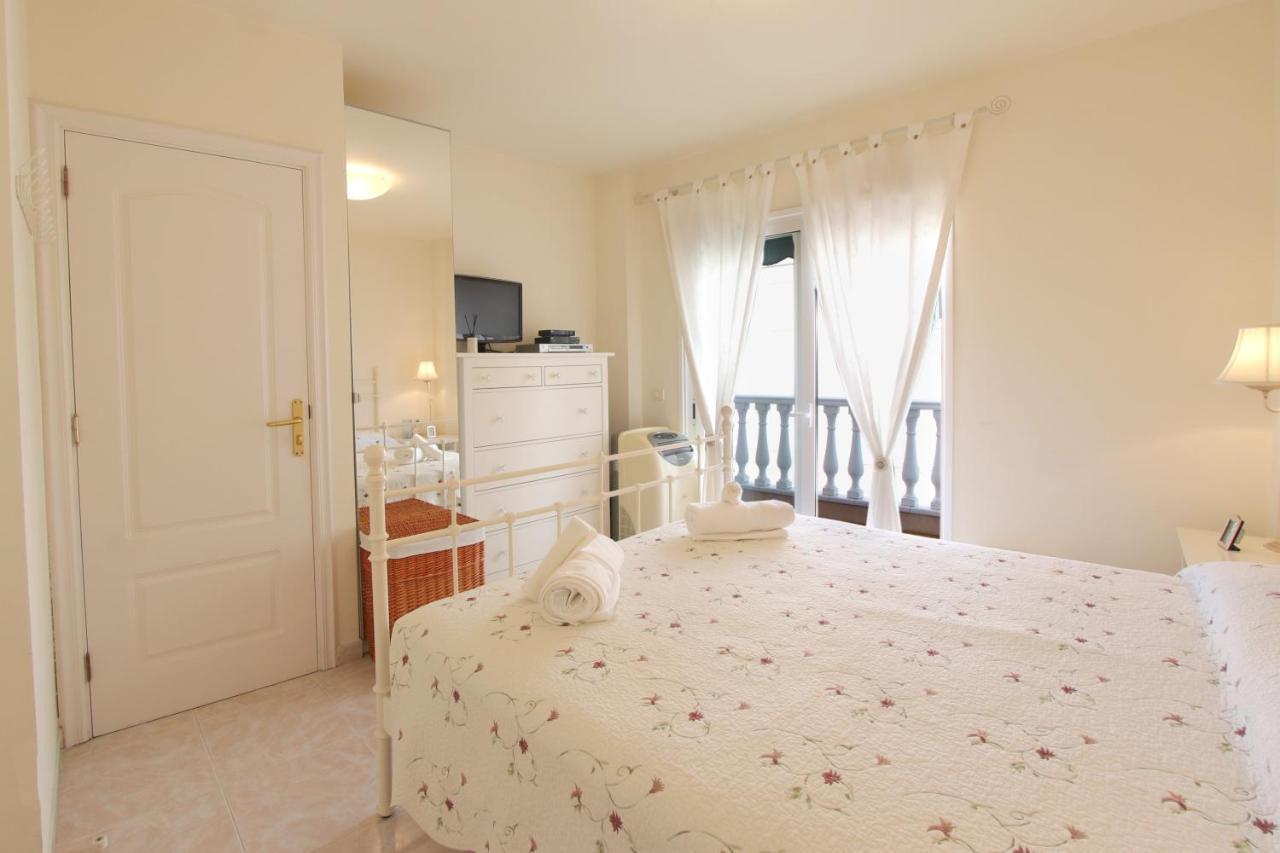 Lovely 2 Bedroom With Pool And View, K26 Casa vacanze *