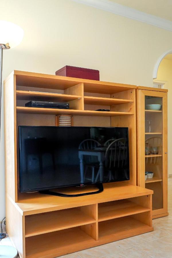 Lovely 2 Bedroom With Pool And View, K26 Vakantiehuis