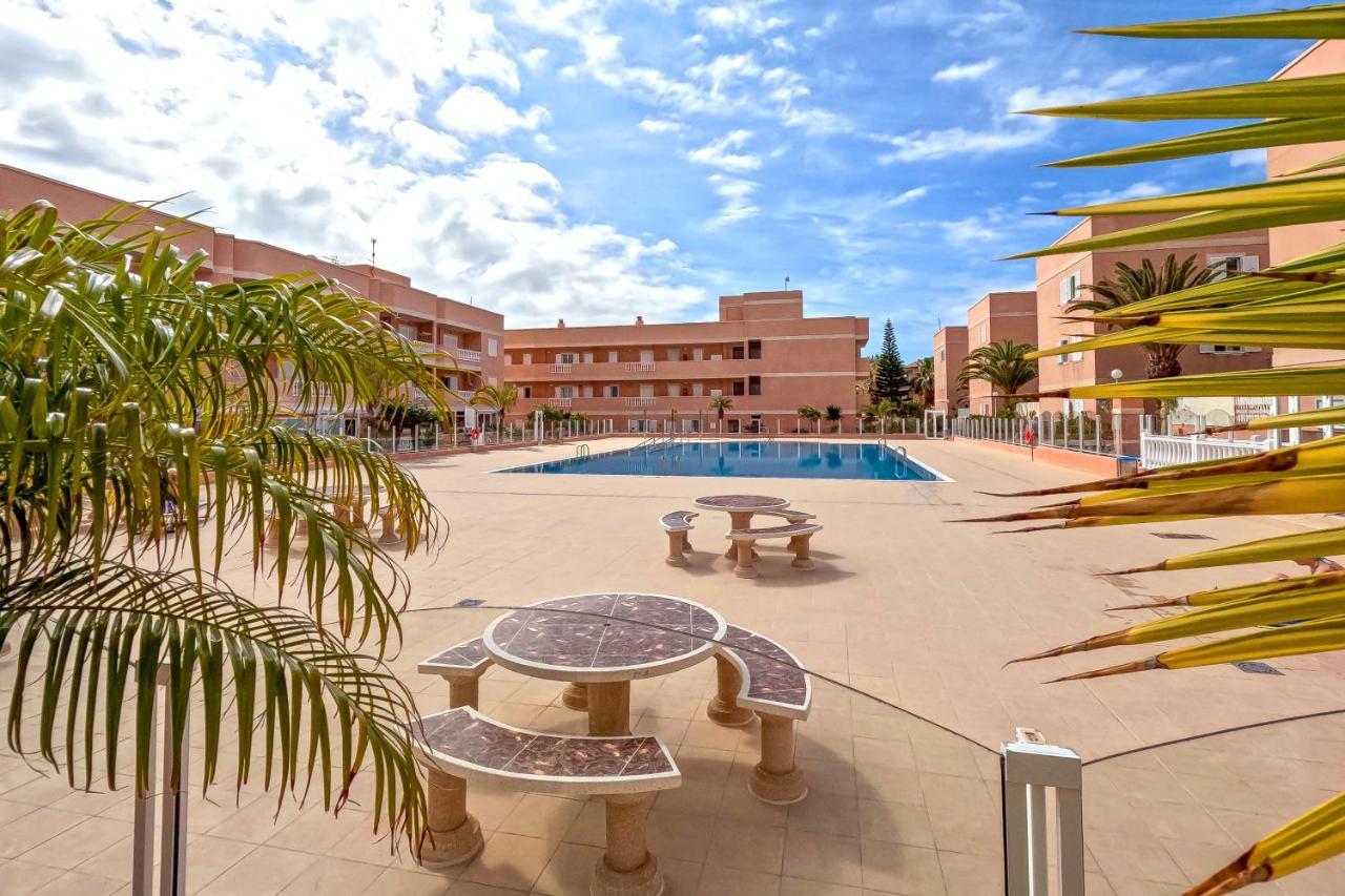 Vakantiehuis Lovely 2 Bedroom With Pool And View, K26 Costa Del Silencio